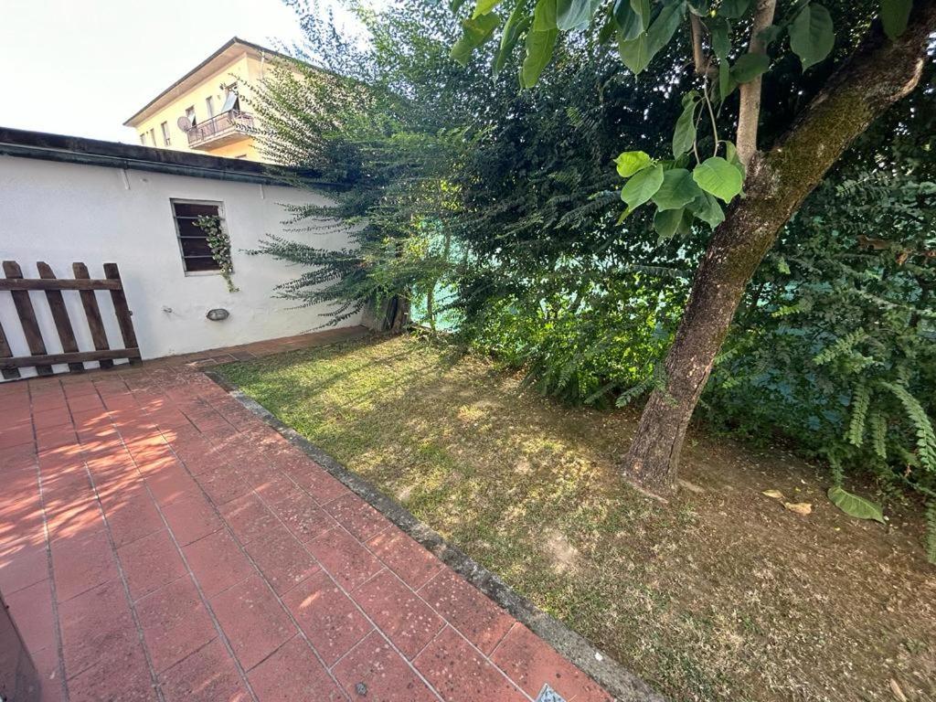 A Quattro Passi Dalle Mura Lucca Exterior foto